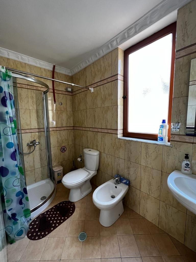 Guesthouse Emiljano Берат Экстерьер фото