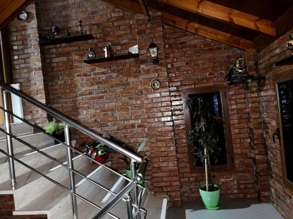 Guesthouse Emiljano Берат Экстерьер фото