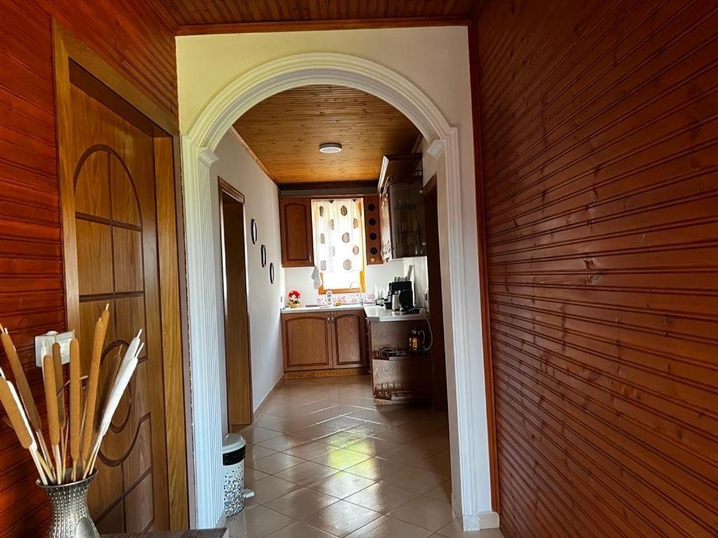 Guesthouse Emiljano Берат Экстерьер фото