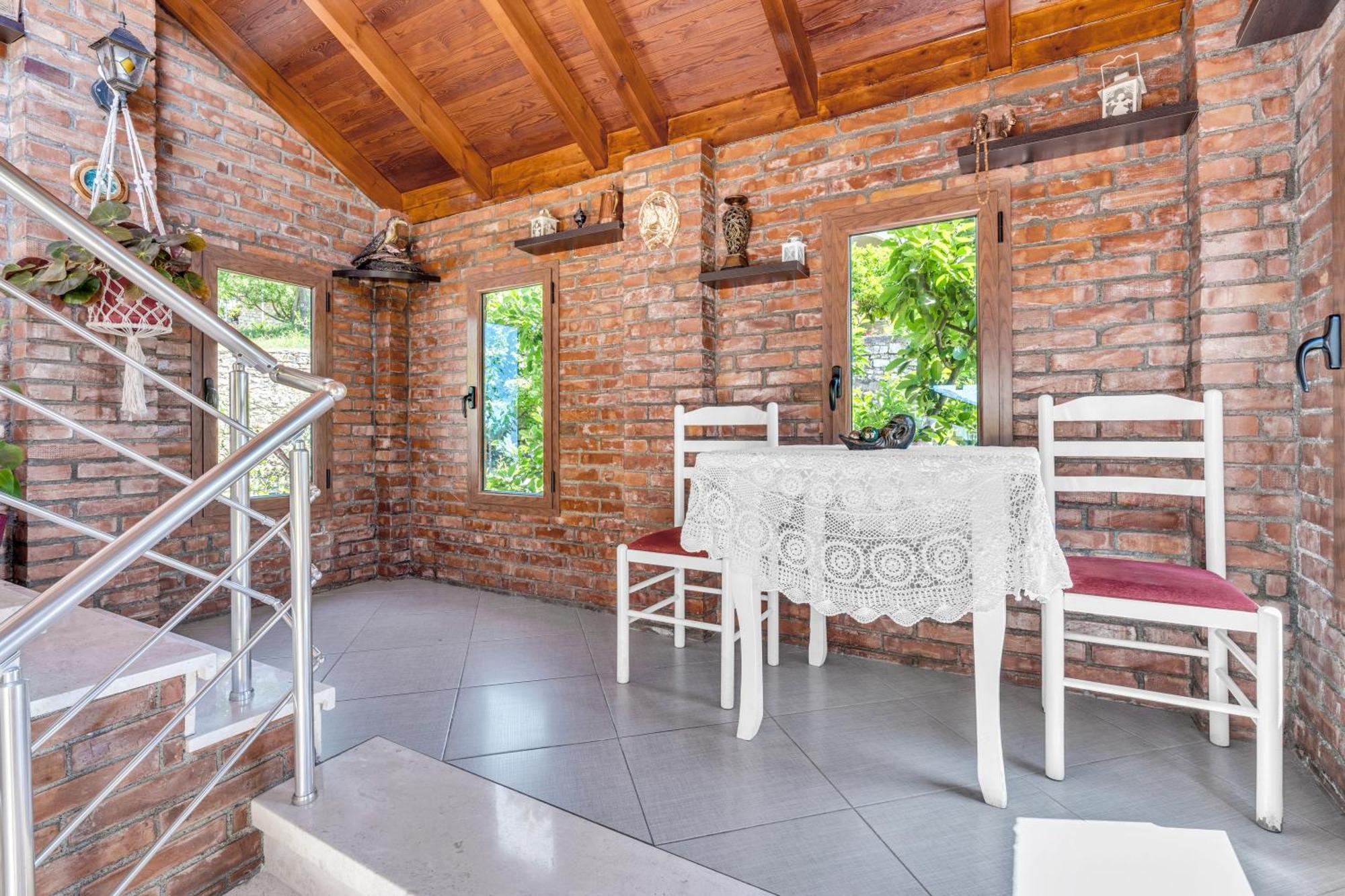 Guesthouse Emiljano Берат Экстерьер фото